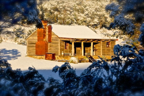 Moonbah Huts - Accommodation Guide 0
