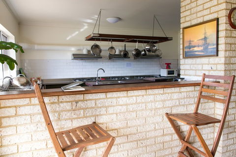 Augusta - Cape Leeuwin YHA - Accommodation Guide 5