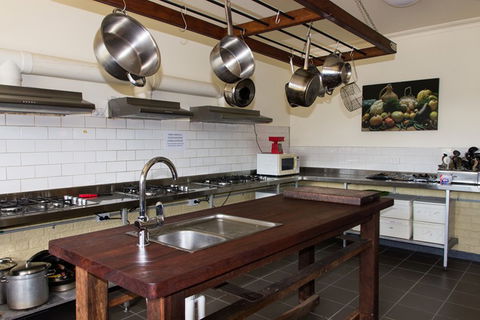 Augusta - Cape Leeuwin YHA - Accommodation Guide 7