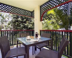 Port Douglas Queenslander, The - Accommodation China 1