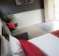 The Rocks Motel - Accommodation Guide