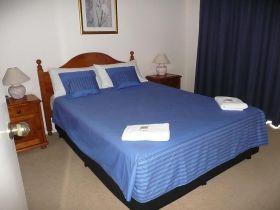 Pelican Cove Apartments - Accommodation Guide 2