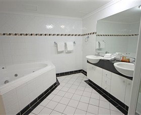 Xanadu Resort - Accommodation Asia 1