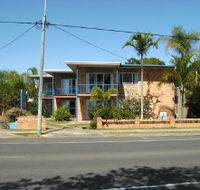 Lisianna Holiday Apartments - Accommodation Guide