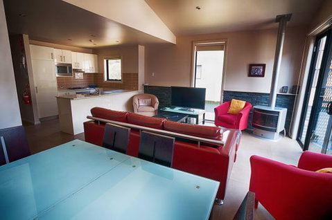 Oberdere Three - Accommodation Guide 40