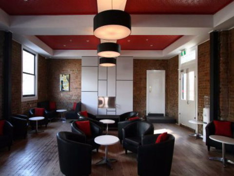 Cow And Calf Hotel - Accommodation China 2