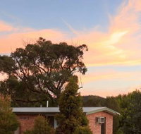 Greenhills Centre - Accommodation Guide