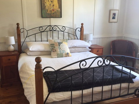 Minnie's Yass - Accommodation Asia 0