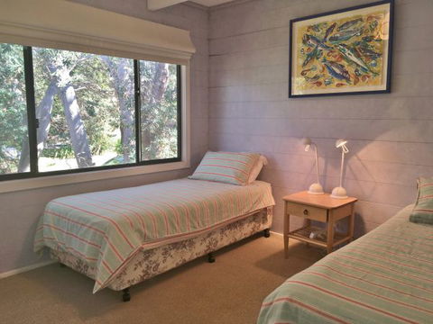 Surfside On Mollymook Beach - Accommodation China 8