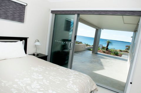Seaglass - Accommodation China 30