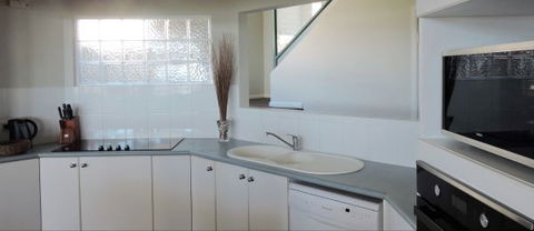 Seaglass - Accommodation China 40