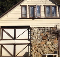 Peanuts Funny Farm - Accommodation Asia