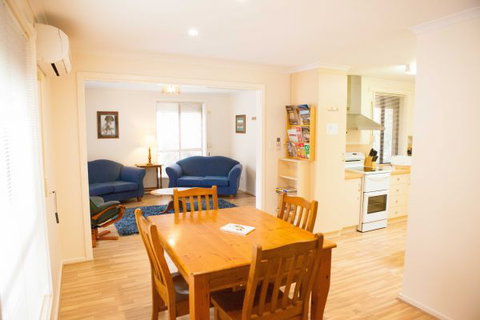 Unit 2 - Accommodation China 3