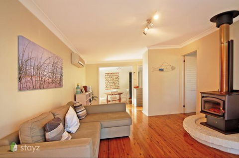 Hayes Beach House - Accommodation China 0