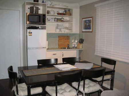 Pinnacle View Apartments - Accommodation Guide 3