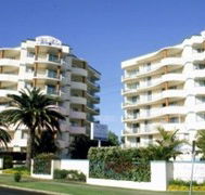 Royal Pacific Resort On The Broadwater - Accommodation Asia
