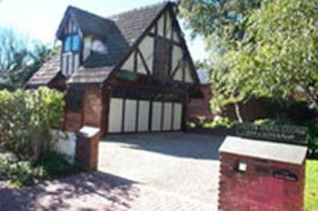 Pettswood Lodge - Accommodation Asia 5