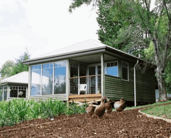 Beauty Point Cottages - Accommodation Guide 2