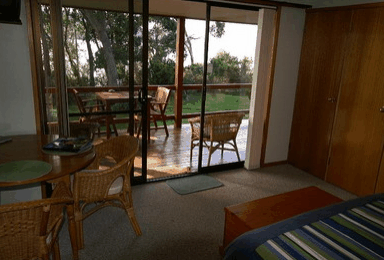 Sea Change Safety Cove - Accommodation China 3