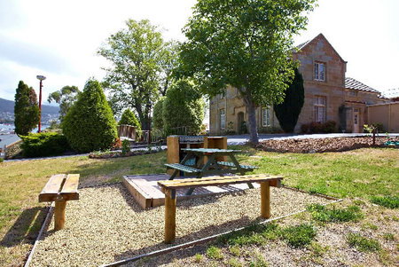 Quest Trinity House - Accommodation Guide 1