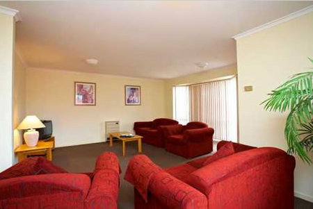 Quest Trinity House - Accommodation Guide 2