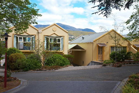 Quest Trinity House - Accommodation Guide 5