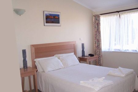 Davey Place Holiday Townhouses - Accommodation Asia 4