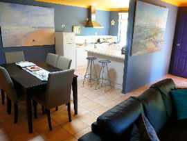 Alfies By The Sea - Accommodation China 3