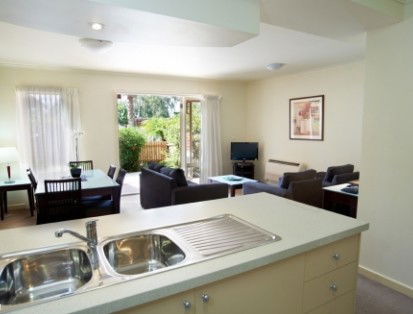 Quest Royal Gardens - Accommodation China 1