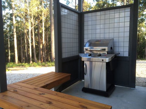 High Peaks Cottages - Accommodation Asia 3