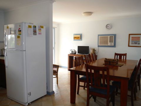 Wallaroo Waves - Accommodation Asia 2