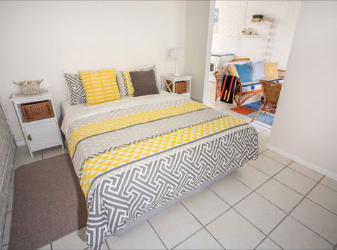Arlingtons Accommodation - Accommodation Asia 7