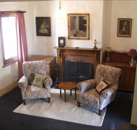 Barrack Street Colonial Cottage