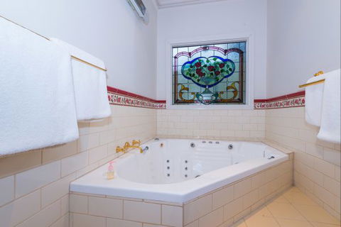 Bendigo Cottages Bed And Breakfast - Accommodation Guide 2