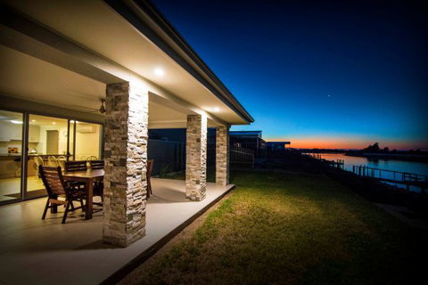 Brock's Base Wellington East - Accommodation Asia 6