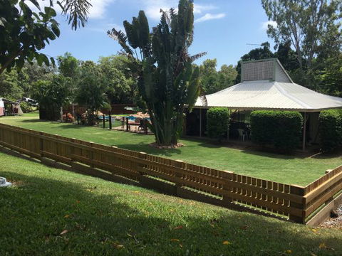 Bush Oasis Caravan Park - Accommodation China 9