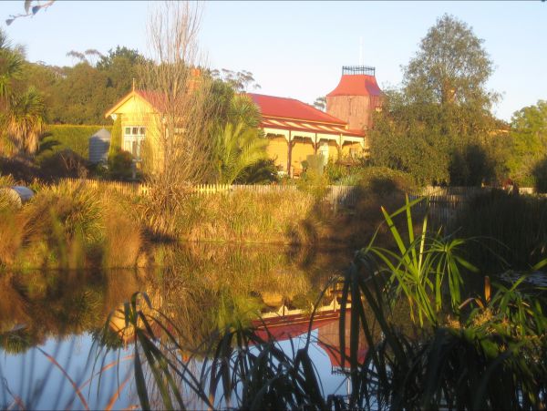 Spring Hill VIC Accommodation China
