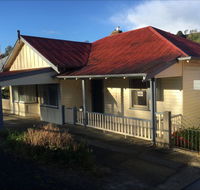 Fred's Place  Derby - Accommodation Guide