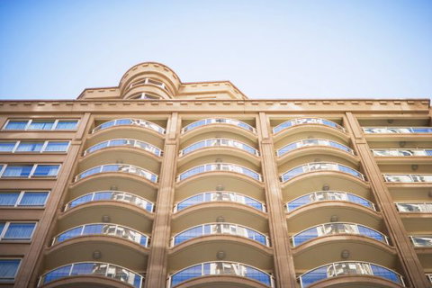 Mantra 2 Bond Street - Accommodation Guide 9