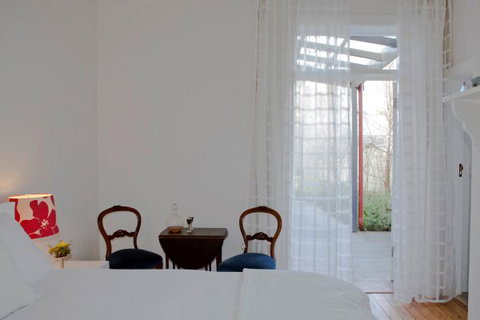 Mollisons - Accommodation Asia 4