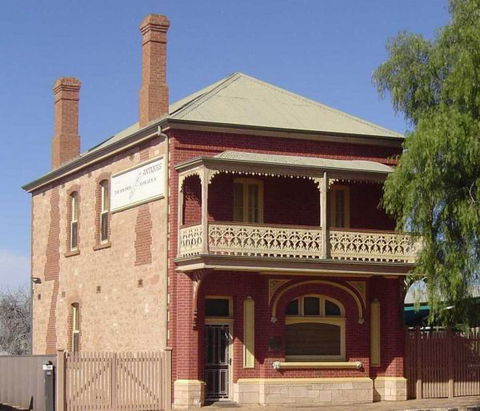 Savings Bank Of South Australia - Old Quorn Branch - Accommodation Asia 0