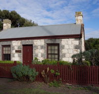 Tara Cottage - Accommodation Guide