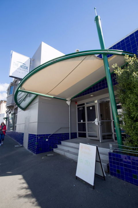 The Nook Backpackers - Accommodation Guide 6
