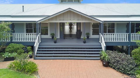 The Country House At Hunchy Luxury Bed And Breakfast Accommodation - Accommodation China 0