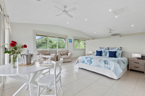 The Country House At Hunchy Luxury Bed And Breakfast Accommodation - Accommodation China 4