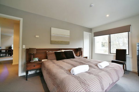 Wintergreen 5 - Accommodation Guide 2