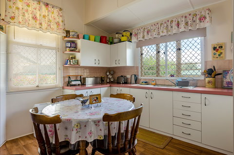 Albion Cottage - Accommodation China 8