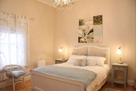 Azalea Cedar-Rose Villa - Accommodation Asia 2
