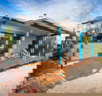 Coorong Cabins - Wren Cabin - Accommodation Guide