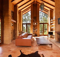 Corymbia - Accommodation Guide